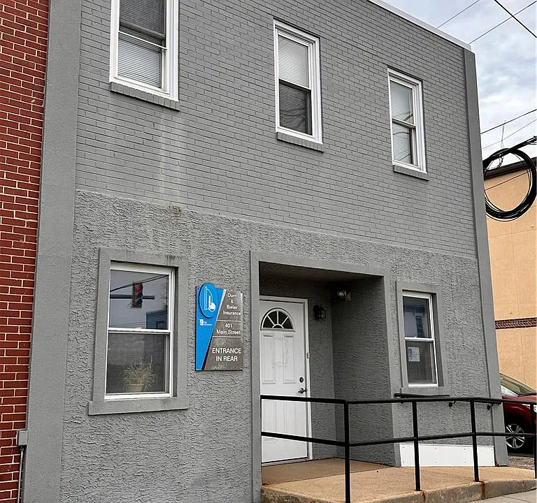 401 Main St #5
