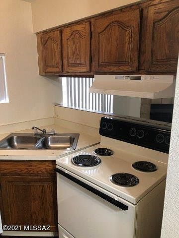 1st image of 230 W Laguna St