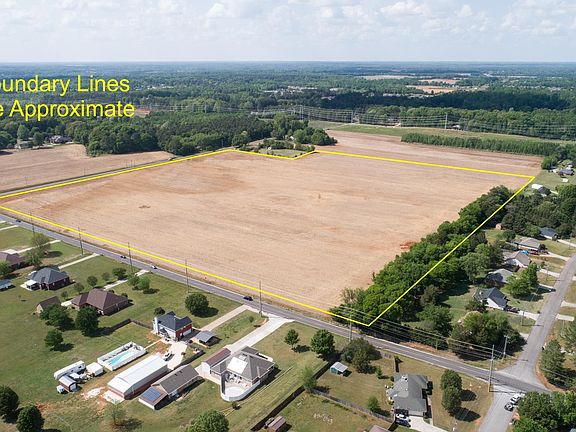 2nd image of Nick Davis Rd