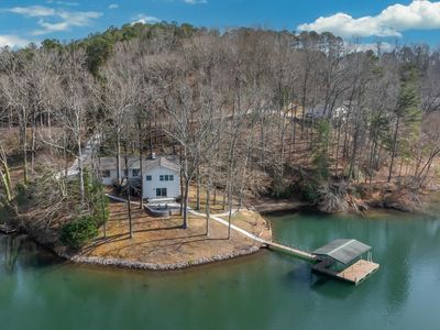 319 Harbor Dr, Seneca, SC, 29672
