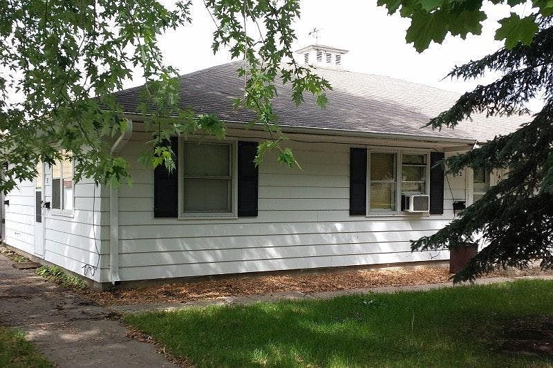 2nd image of 1400 2nd Ave SW
