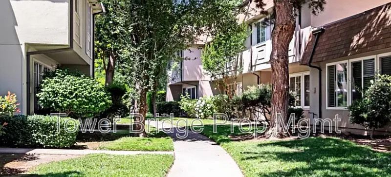3 bed, 1.5 bath, 1191 sqft, $1,775 — Photo 3