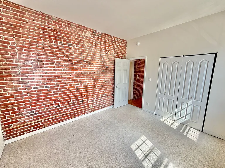 1718 Corcoran St NW #22 — Photo 13