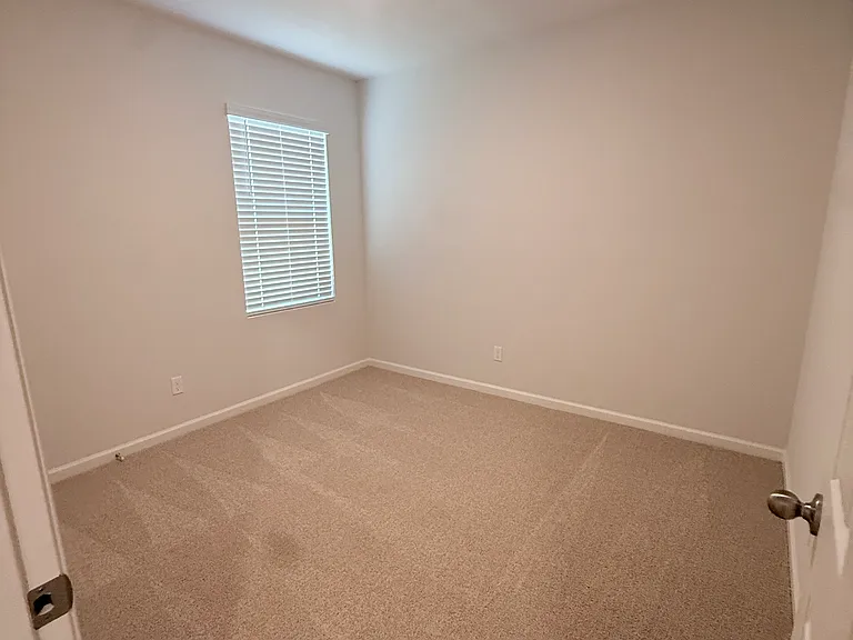12134 SW Rimini Way — Photo 6