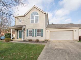 8643 Robinwood Ter, Macedonia, OH 44056