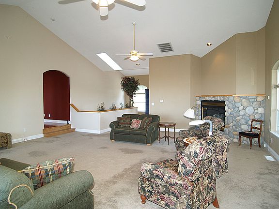 3rd image of 22240 Paseo De Los Portales Rd