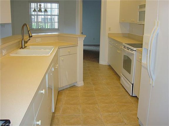 4th image of 20028 Lake Vista Cir N APT 1