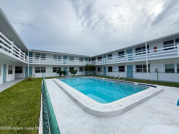 215 Circle Dr APT 3, Cape Canaveral, FL 32920