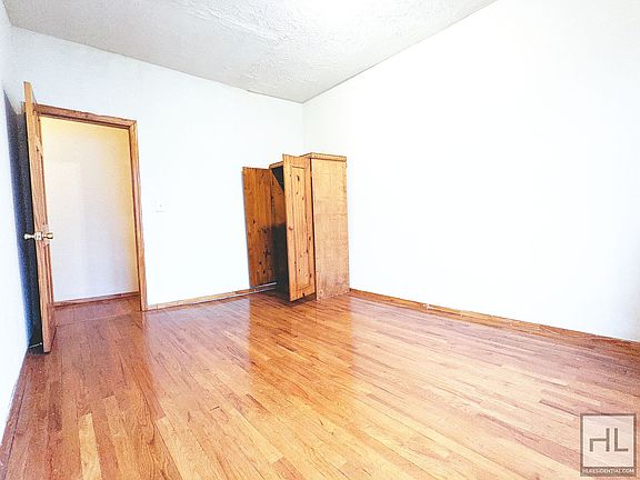 5th image of 261 14th St #Flc2