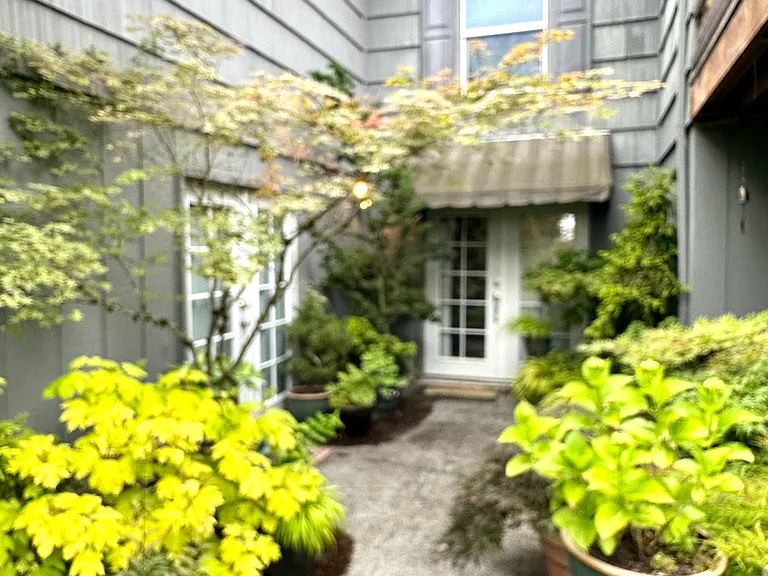 504-506 SW Primrose St — Photo 26