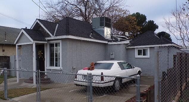 1st image of 219 Foster Ave