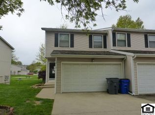 1271 N Petzold Dr APT A, Olathe, KS 66061
