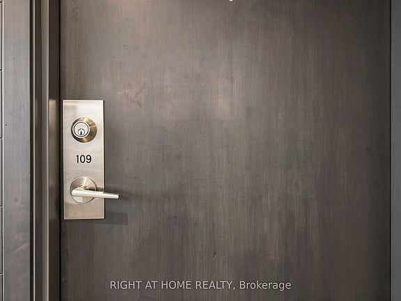 5th image of 225 Sherway Gardens Rd #109