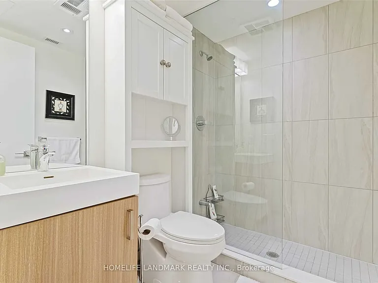 17 Dundonald St #505 — Photo 10