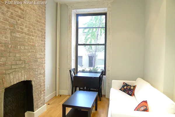 Rented by Flat Iron Real Estate | media 10