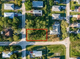 1590 18th Ave SW, Vero Beach, FL 32962