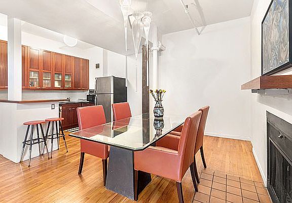5th image of 426 W Broadway APT 4B