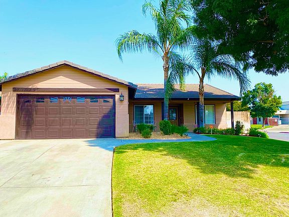 4th image of 5702 Seasons Valley Ct