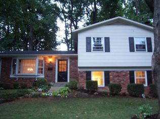 10927 Decatur Dr, Fairfax, VA 22030