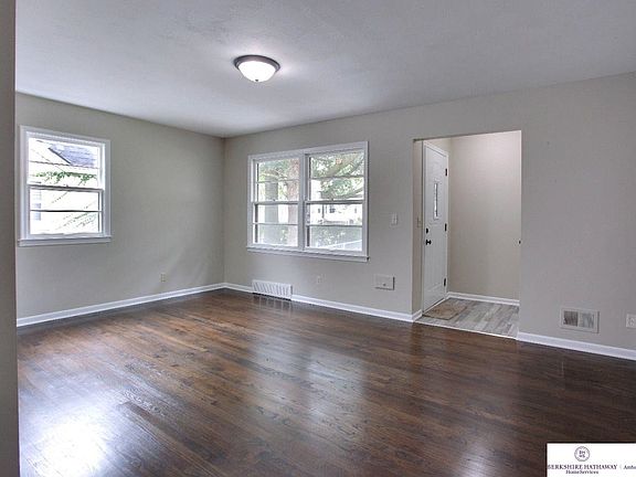 Whole house interior repainted, and all wood floors refinished!