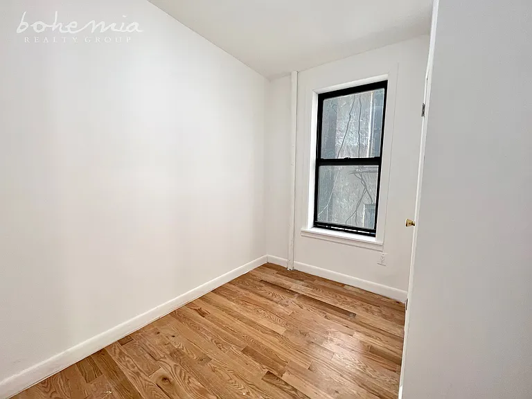 522 W 134th St #33 — Photo 5
