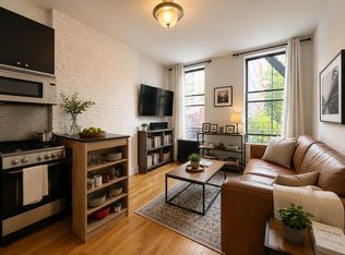 267 E 10th St #2B, New York, NY 10009