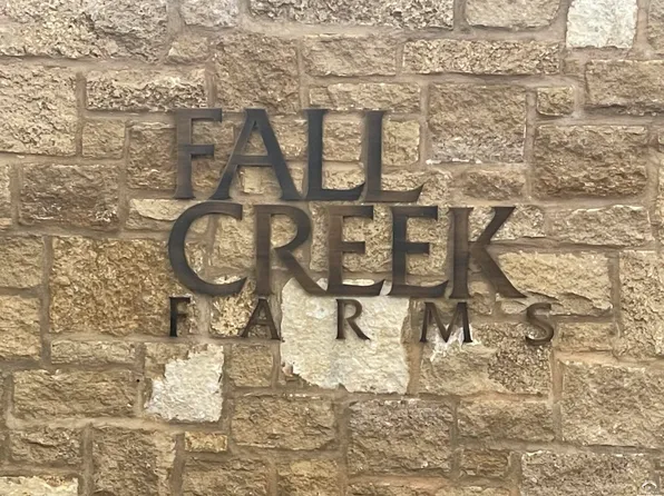 216 Stockade St, Lawrence, KS 66049