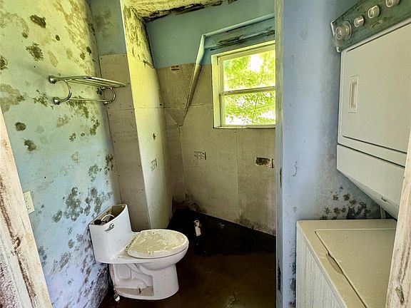 4th image of 362 Ole Long Pull Rd