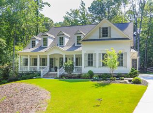 200 Rosewood Circle, Woodstock, GA 30188