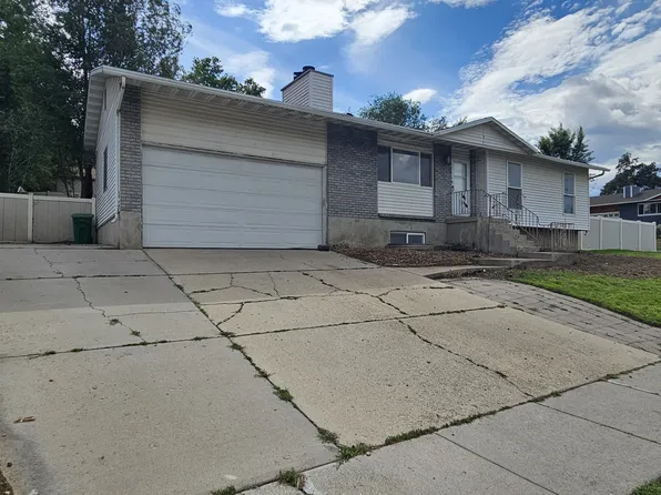11809 S 1000 E, Sandy, UT 84094