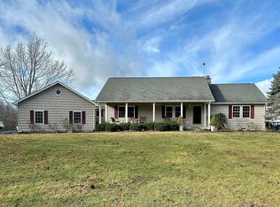 987 Nursery Rd, Laurel Fork, VA 24352