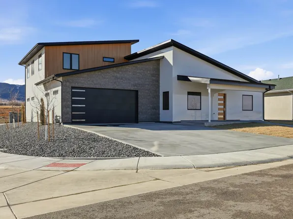 3119 Palmer Dr, Casper, WY 82601