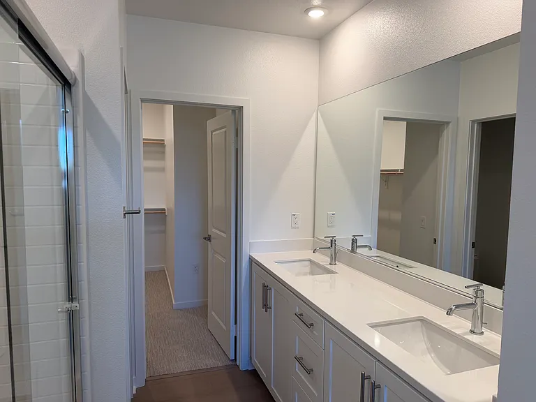 1328 W Oakcrest Paseo — Photo 11