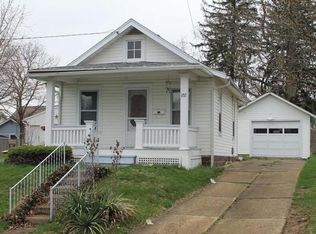 102 W Raleigh Ave, Mansfield, OH 44907