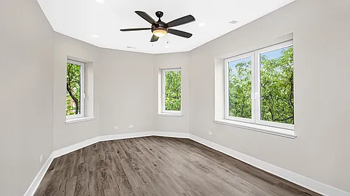 934 W Cornelia Ave #1 Photo 1