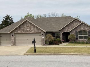 4478 W Morning Mist Dr, Fayetteville, AR 72704