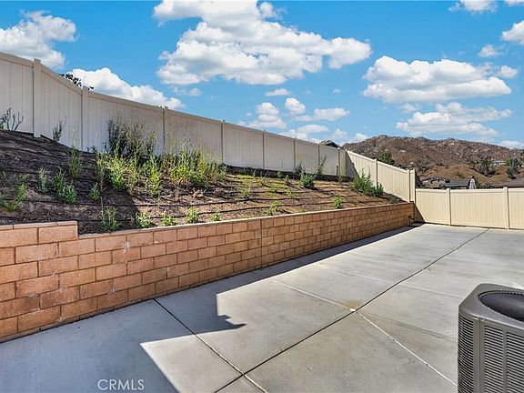 4th image of 21417 Nicholas Dr