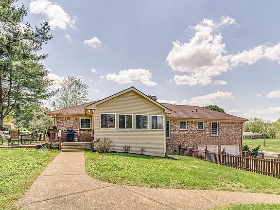 5th image of 9503 Inavale Ln