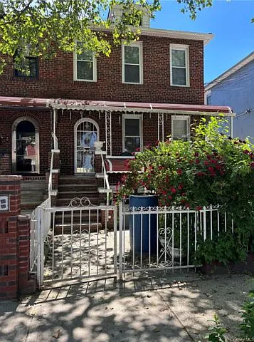 1004 Lenox Rd — Photo 2