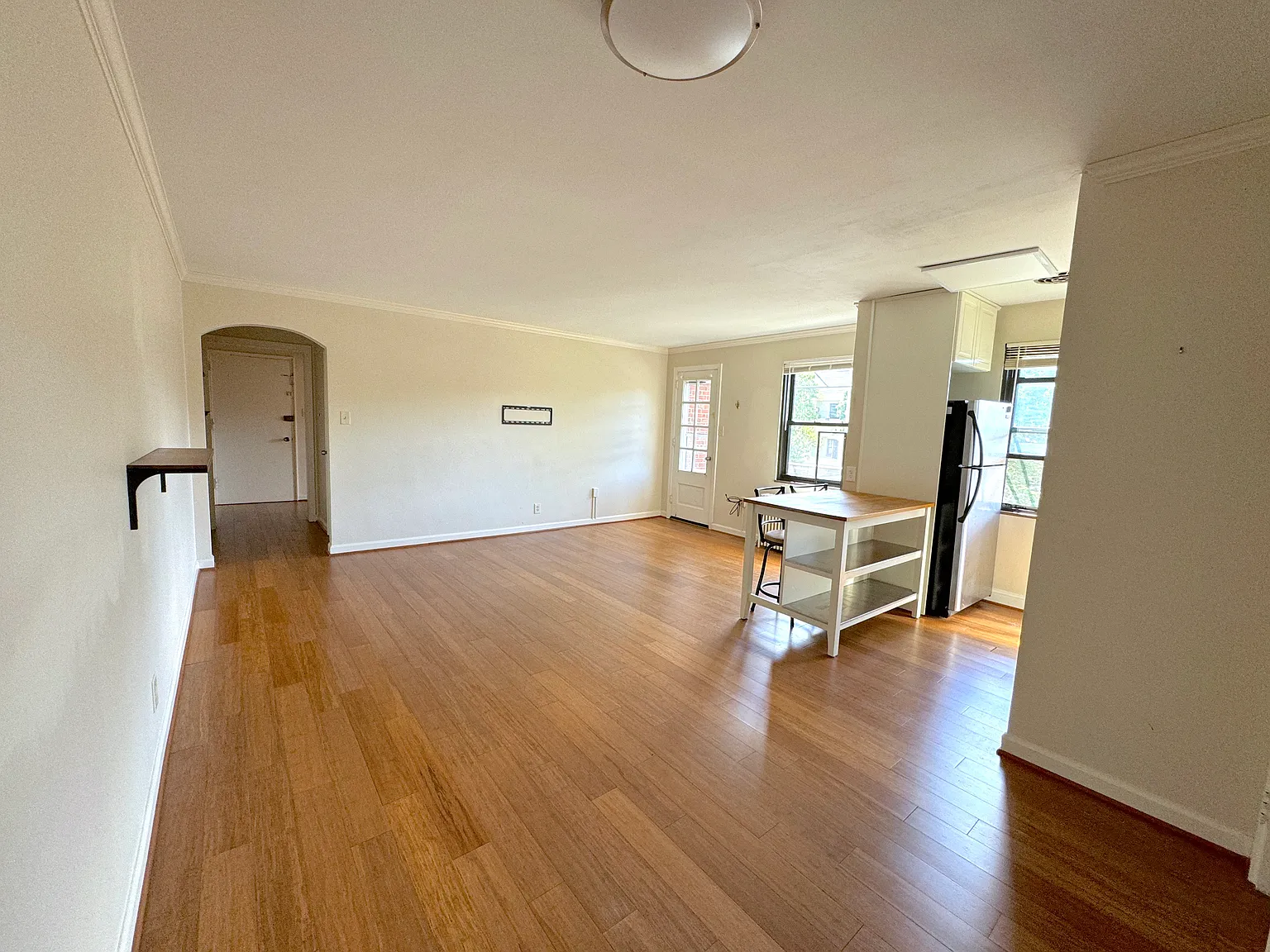 767 College Ave — Photo 2
