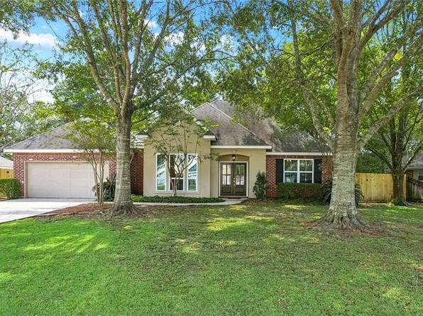 2045 White Myrtle Dr, Madisonville, LA 70447