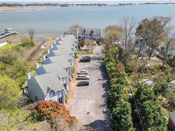 3rd image of 105 Scotts Point #3