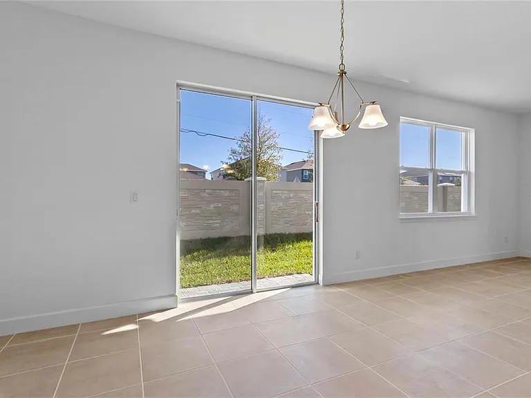 1345 Captiva Cv — Photo 16