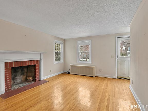 3rd image of 281 Hills Street