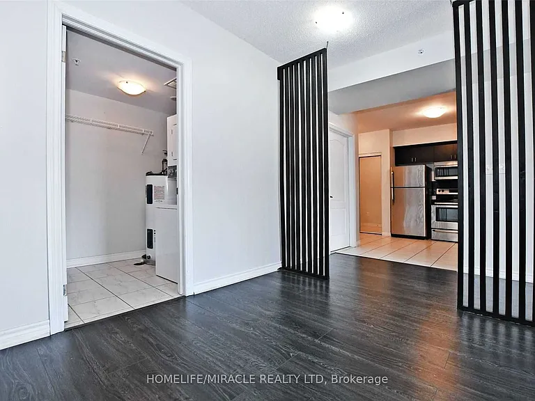 39 Ferndale Dr S #303 — Photo 10