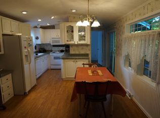 1515 Wells Rd, Cheshire, MA 01225