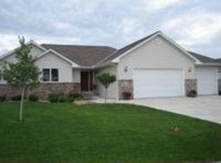 209 Victoria Blvd, Mankato, MN 56001