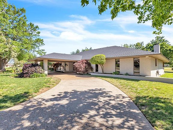 3rd image of 12925 Green Valley Dr