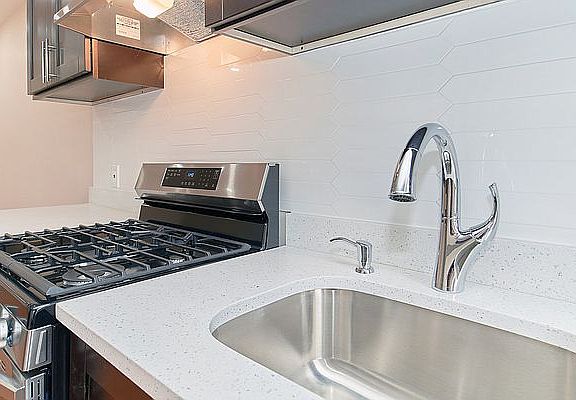 3rd image of 509 Brooklyn Ave #2A