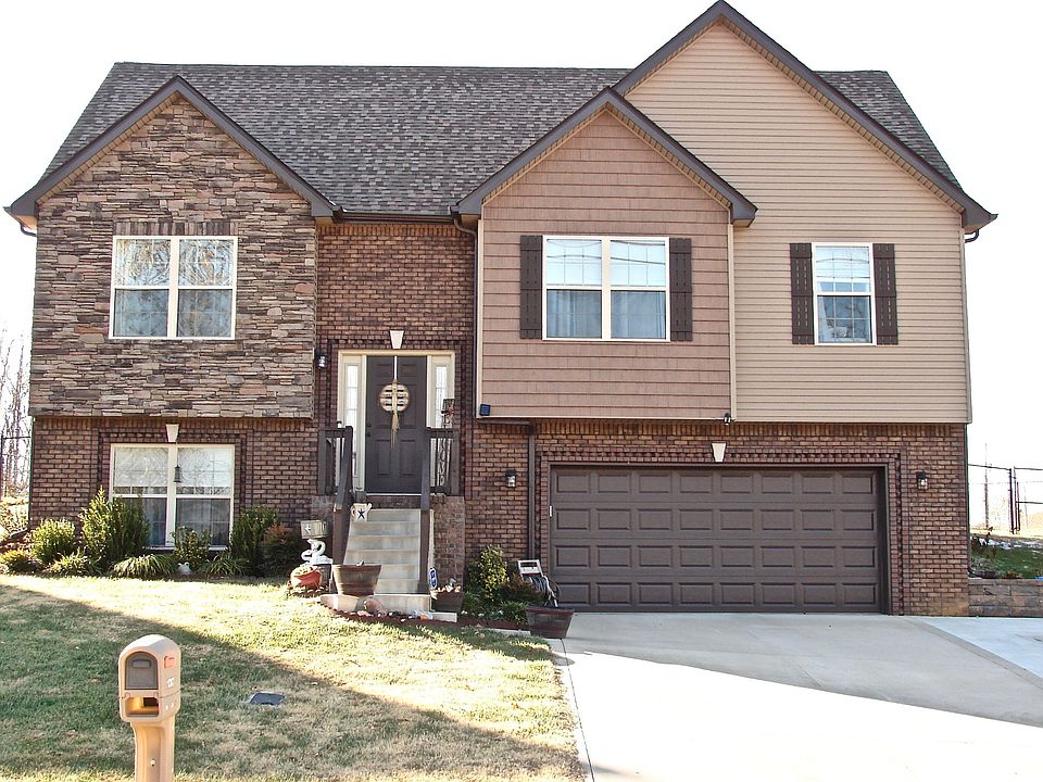 1st image of 1387 Holden Dr
